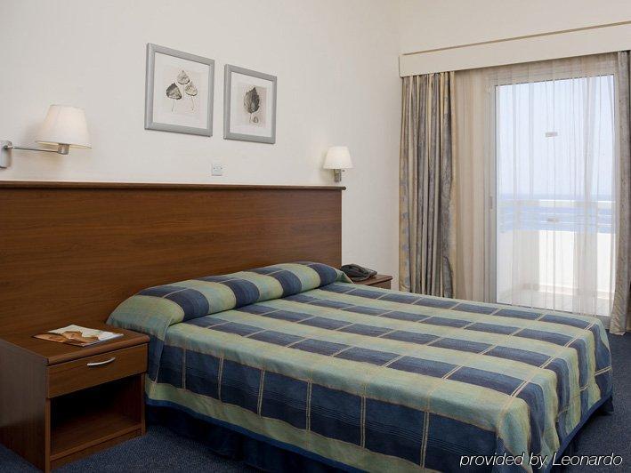 Sentido Kouzalis Beach Hotel Protaras Quarto foto